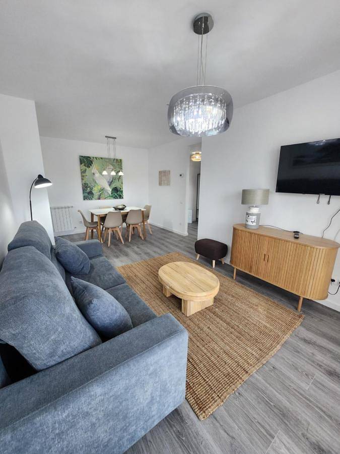 Apartamento entero, Two-Bedroom Apartment in Soto de la Marina, Santa Cruz de Bezana