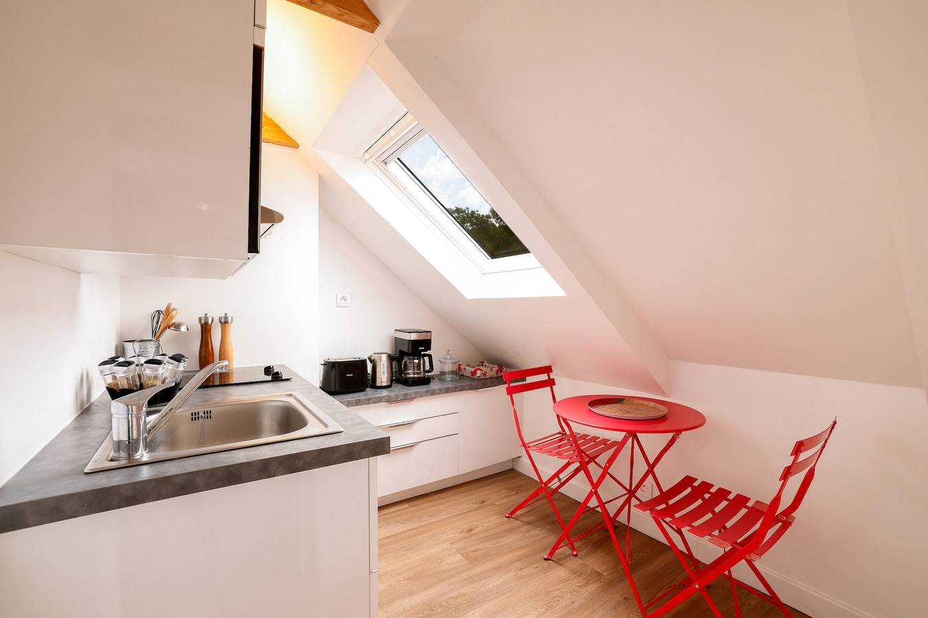 Casa de vacaciones 'Équestre Du Dourdu Avec Spa' con jardín compartido y Wi-Fi in Lopérec, Châteaulin und Umgebung