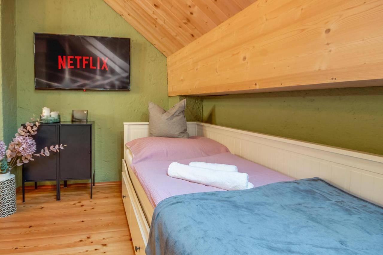 Ganze Wohnung, Großes City-Loft - Schwingstuhl & Sterne in Klagenfurt am Wörthersee, Klagenfurt-Villach
