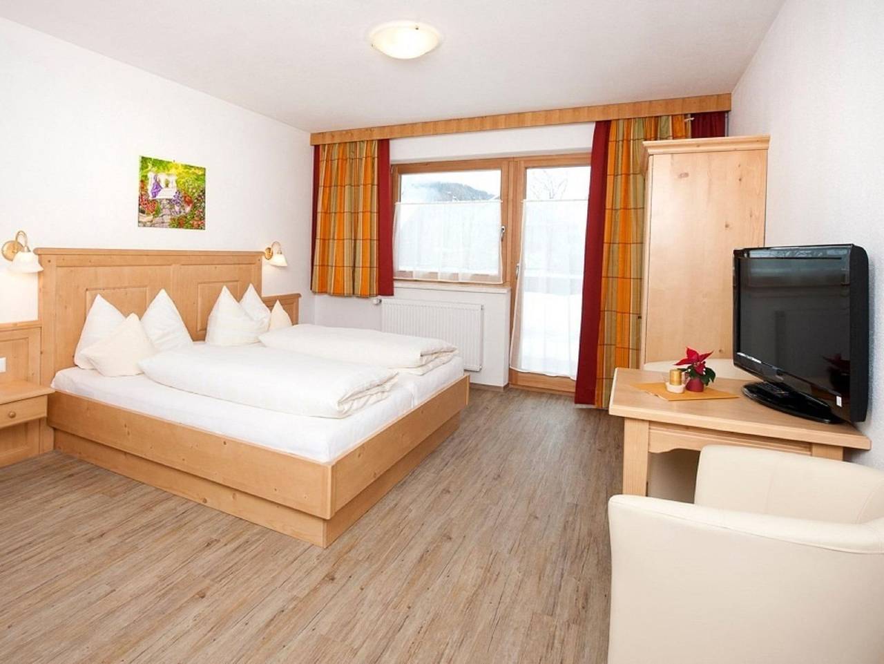 Ganze Ferienwohnung, Frankenhof - Appartement Panoramablick mit zwei Schlafzimmer in Scharnitz, Arnspitzgruppe