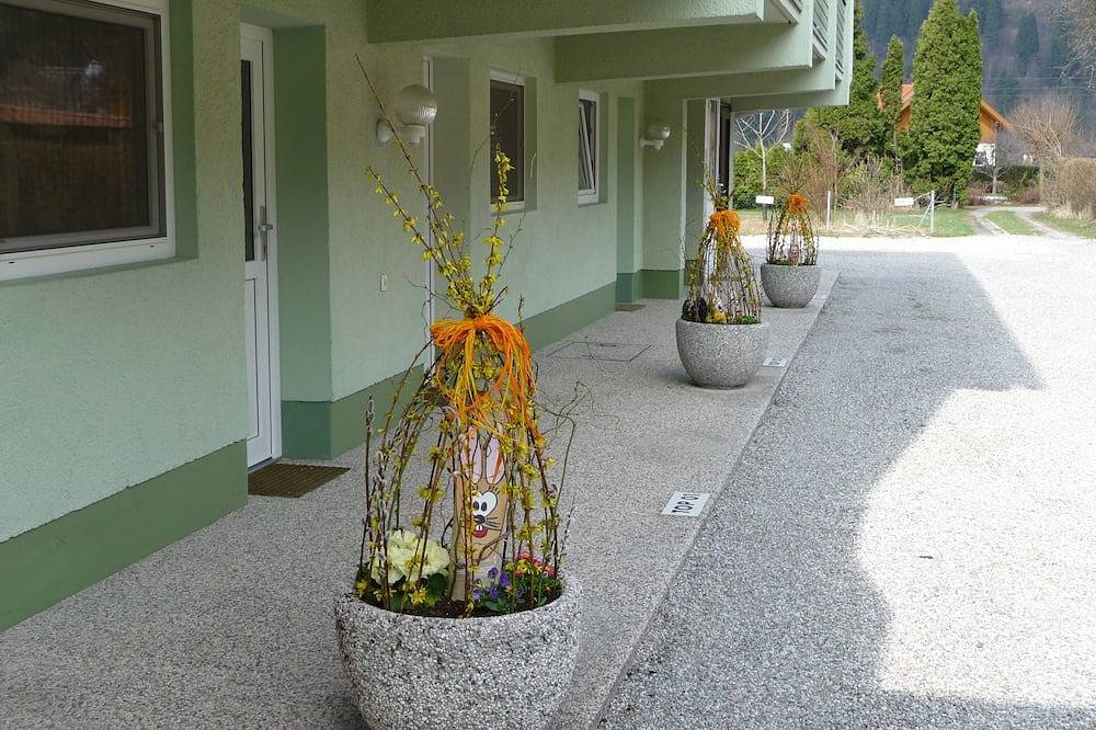 Ganze Wohnung, Toplage am Millstätter See,Bade -u. Wanderurlaub,Radtouren,Golf,Winterurlaub in Radenthein, Oberkärnten