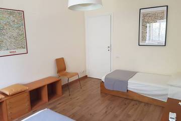 Villa for 6 Guests in Rome, Rome Province, Picture 2