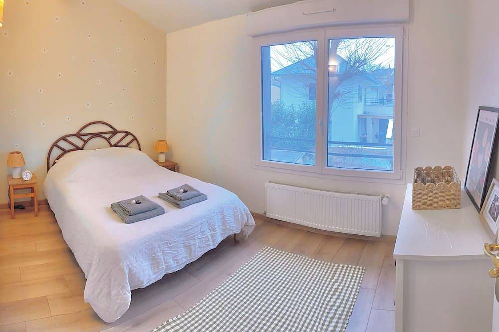 5-person town house ideal with children in Colombes, Altos del Sena