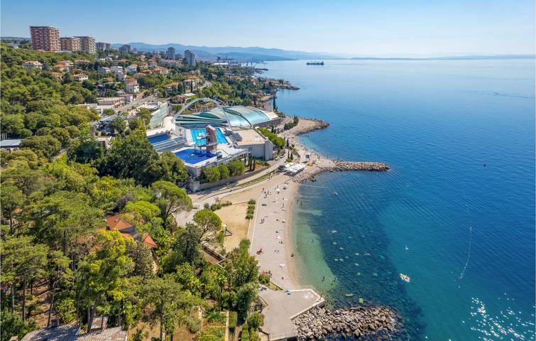 Ferienhaus für 4 Personen, mit Terrasse und Pool in Rijeka - 2