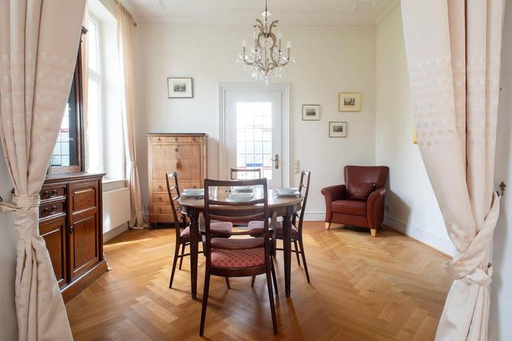 Ferienwohnung für 24 Personen, mit Ausblick und Garten in Goch