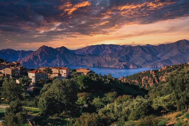 Hôtel pour 2 personnes, avec balcon et vue dans Office De Tourisme De Piana - 2