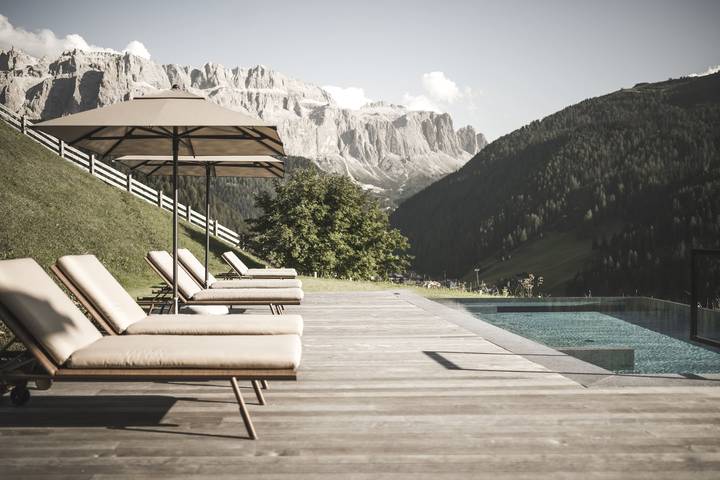 Chalet für 8 Personen, mit Ausblick und Garten sowie Sauna im Grödnertal - 2