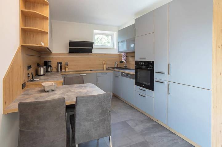 Ganze Wohnung, Ferienwohnung mit Terrasse und eigenem Parkplatz, Barrierefrei. in Beerfelde, Steinhöfel