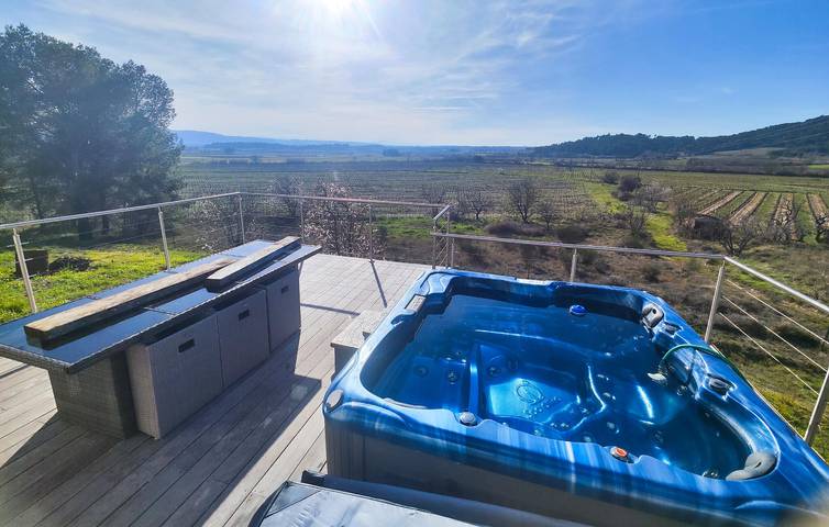 Location de vacances pour 8 personnes, avec piscine ainsi que jardin et terrasse à Rieux-Minervois - 3