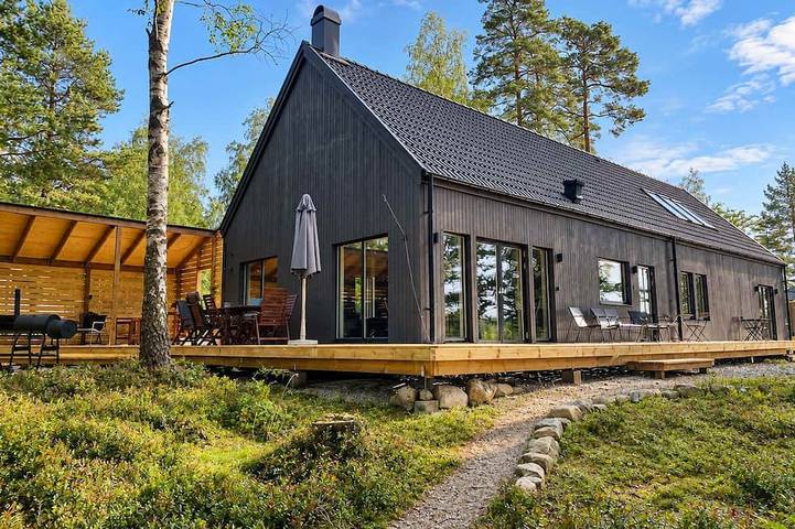 Ferienhaus für 12 Personen, mit Sauna und Garten sowie Whirlpool - 1