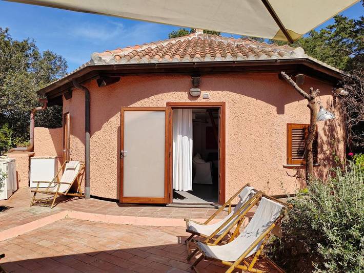 Ferienwohnung für 5 Personen, mit Terrasse und Garten sowie Ausblick auf Isola del Giglio