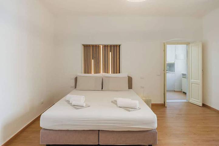 Appartamento intero, Incantevole appartamento per 2 persone con Wifi, A/C e Tv in Carrara, Riviera Toscana