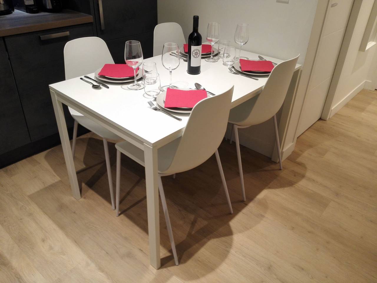 Appartement entier, T2 Helle Stadtzentrum Voltaire Zimmer Hof in Saint-Quentin, Aisne