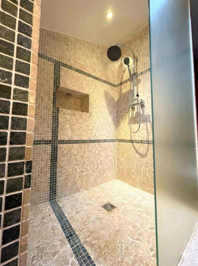 Location de vacances pour 4 personnes, avec terrasse et vue à Saint-Hippolyte-de-Montaigu - 3