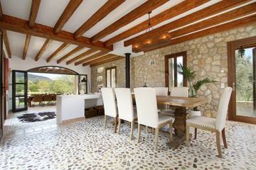 Villa in Pollença, Serra de Tramuntana für 8 