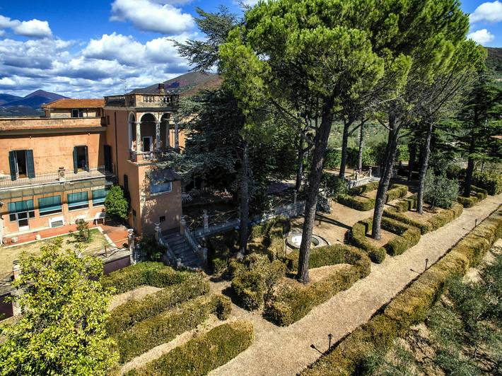 Location de vacances pour 9 personnes, avec jardin et terrasse, animaux acceptés à Poggio Mirteto - 2