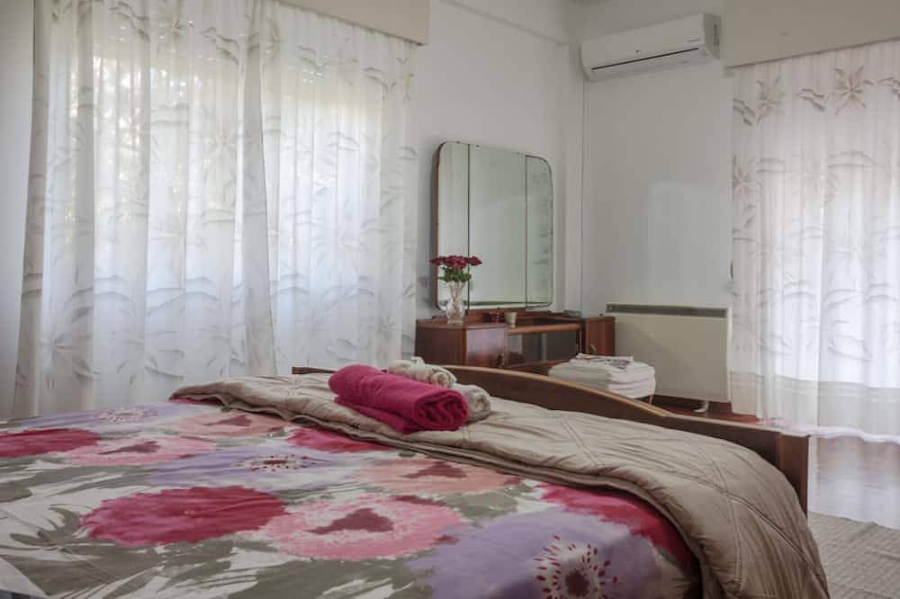 Sonniges Haus mit drei Schlafzimmern nahe dem Strand in Limassol, Südzypern