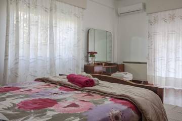 Holiday Rental for 6 People in Limassol, South Cyprus, Photo 2