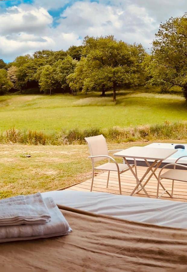 Hôtel pour 2 personnes, avec jardin ainsi que piscine et vue à Amou - 4