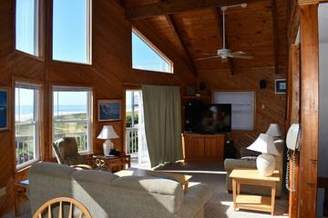 Vacation Home for 12 Guests in Waves, Hatteras Island, Picture 4