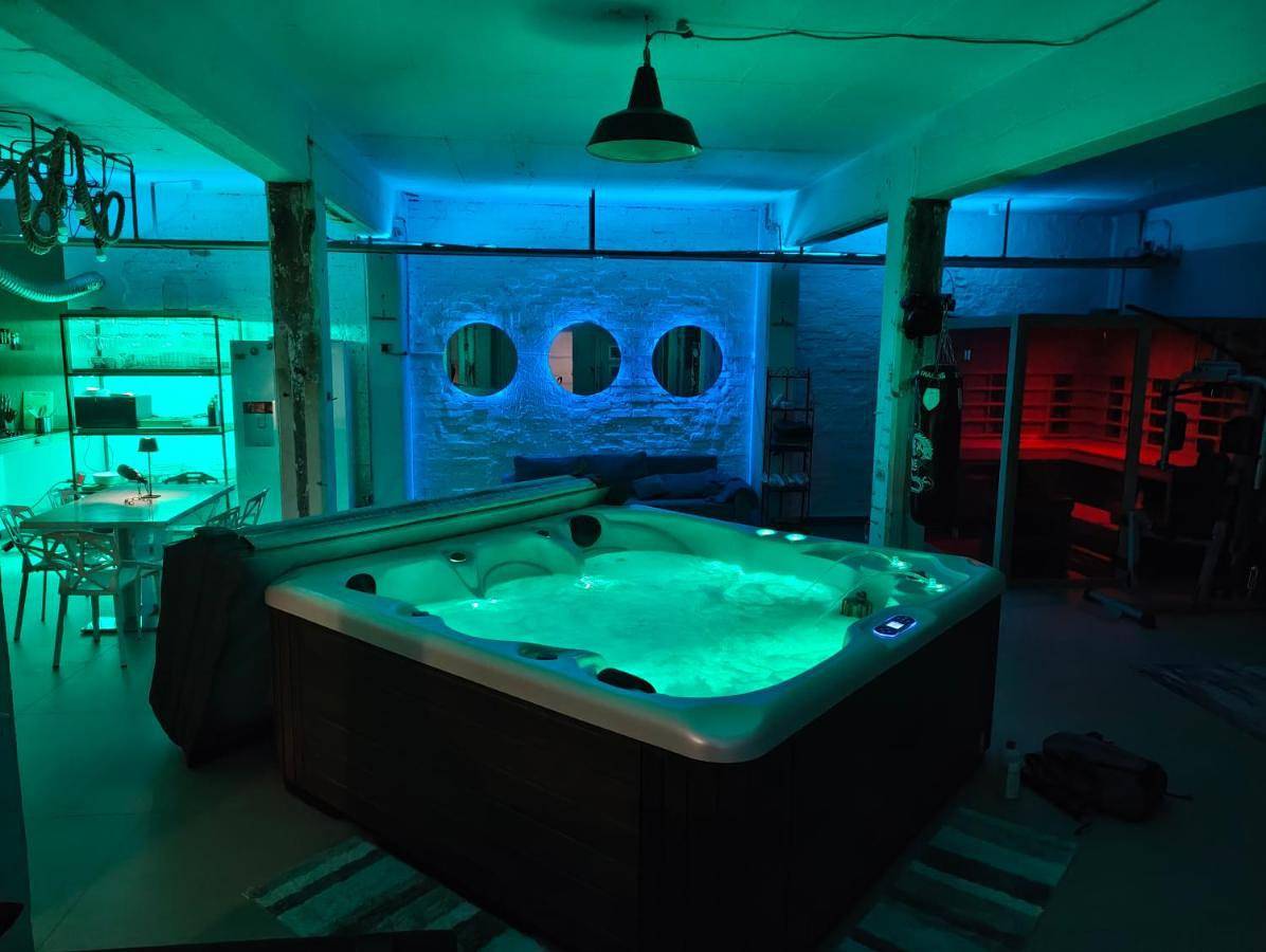 Cały apartament, Spa industrial Loft im ehemaligen Umspannwerk Schaltzentrale in Essen, Zagłębie Ruhry