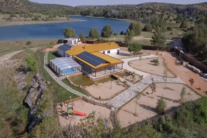 Maison de vacances pour 8 personnes, avec jacuzzi et jardin ainsi que piscine et balcon - 1