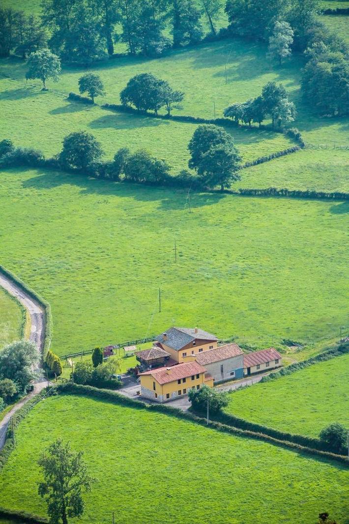 Casa rural para 4 personas, con jardín y vistas, Se admiten mascotas en Siero - 2
