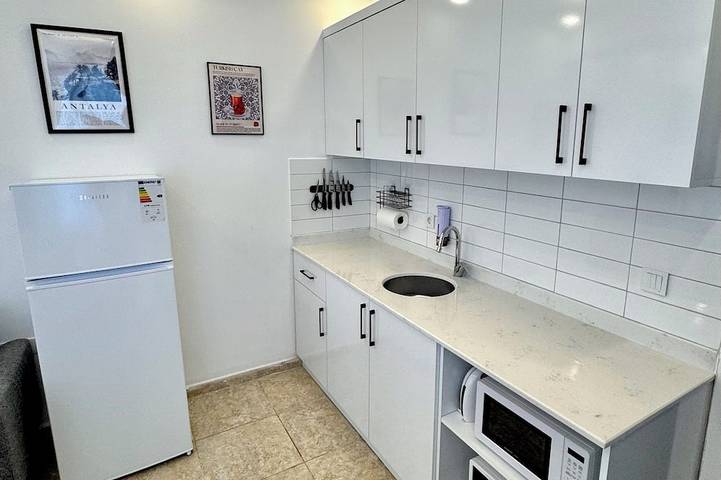Appartement entier, Esg • 5-Min Walk to Göynük Beach • Mountain View Terrace Studio in Göynük, Kemer (Antalya)