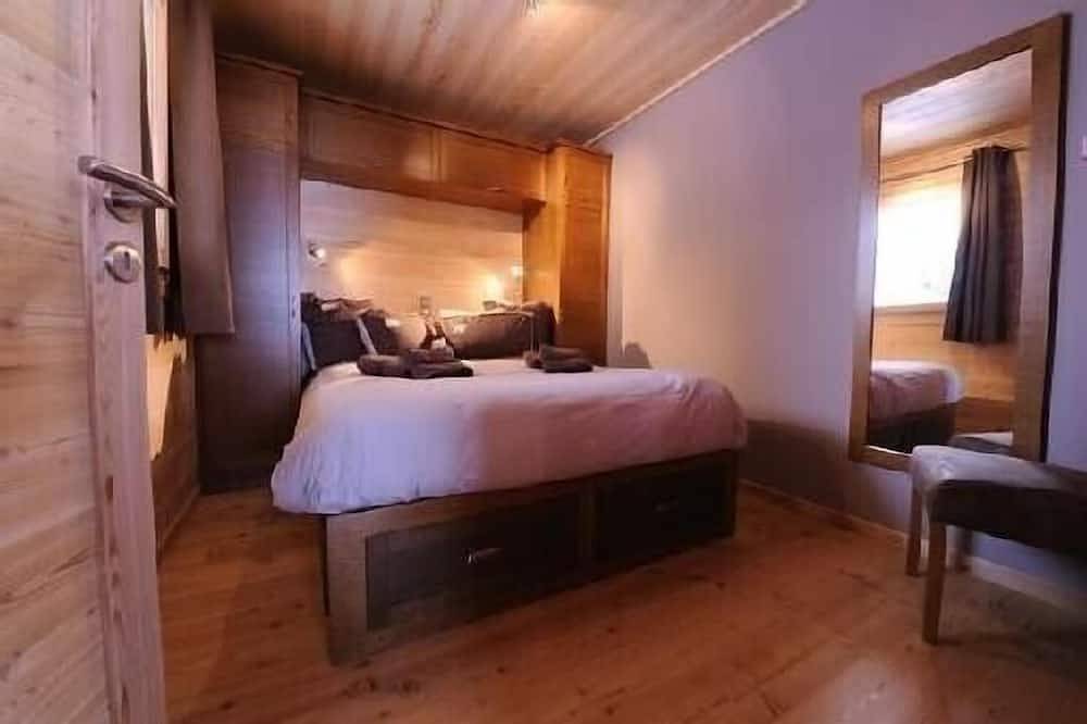 Vars Chalet 4 Etoiles Luxe 18 pers, ski aux pieds Sauna Hammam Piscine in Vars, Région de Briançon