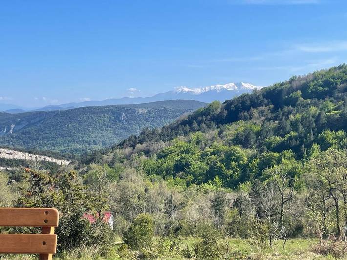 Maison de campagne pour 4 personnes, avec terrasse ainsi que jardin et vue à Cubières-sur-Cinoble