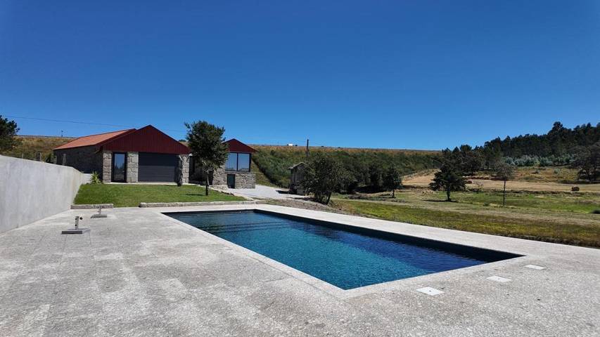 Chambre d’amis pour 4 personnes, avec piscine et jardin