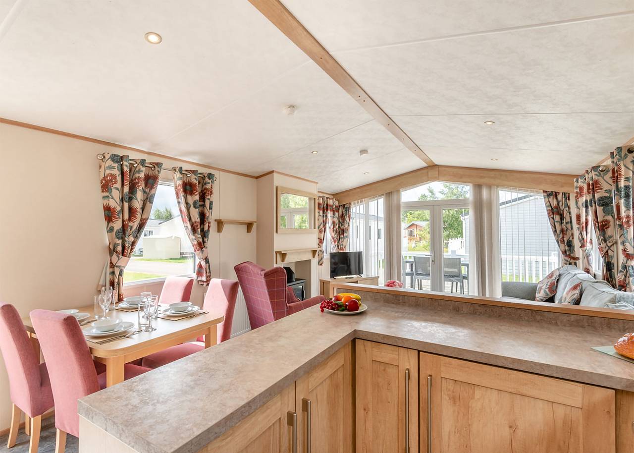 Gold Premium Caravan with parking & decking 4 in Skegness, Lincolnshire