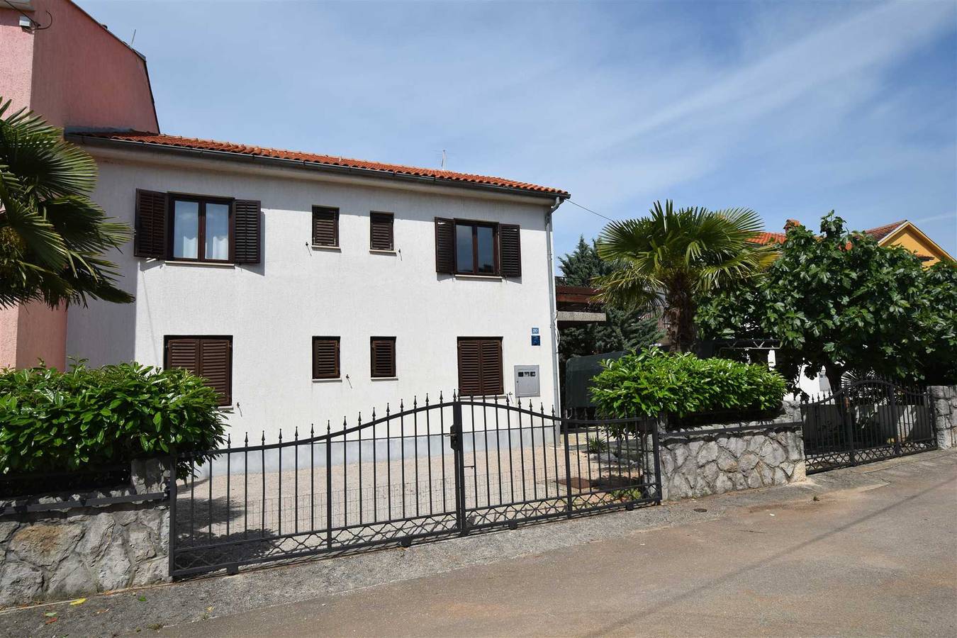 Ganze Wohnung, Studio Vera mit Balkon in Malinska-Dubašnica, Krk
