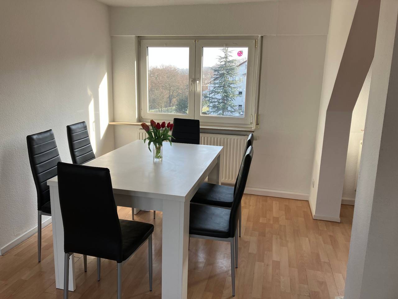 Ganze Wohnung, 20 km Fernsicht, 3 Zimmer Wohnung mit Klimaanlage in Freiberg am Neckar, Landkreis Ludwigsburg