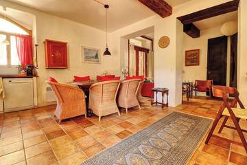 Gîte pour 5 personnes, avec jardin à Axat