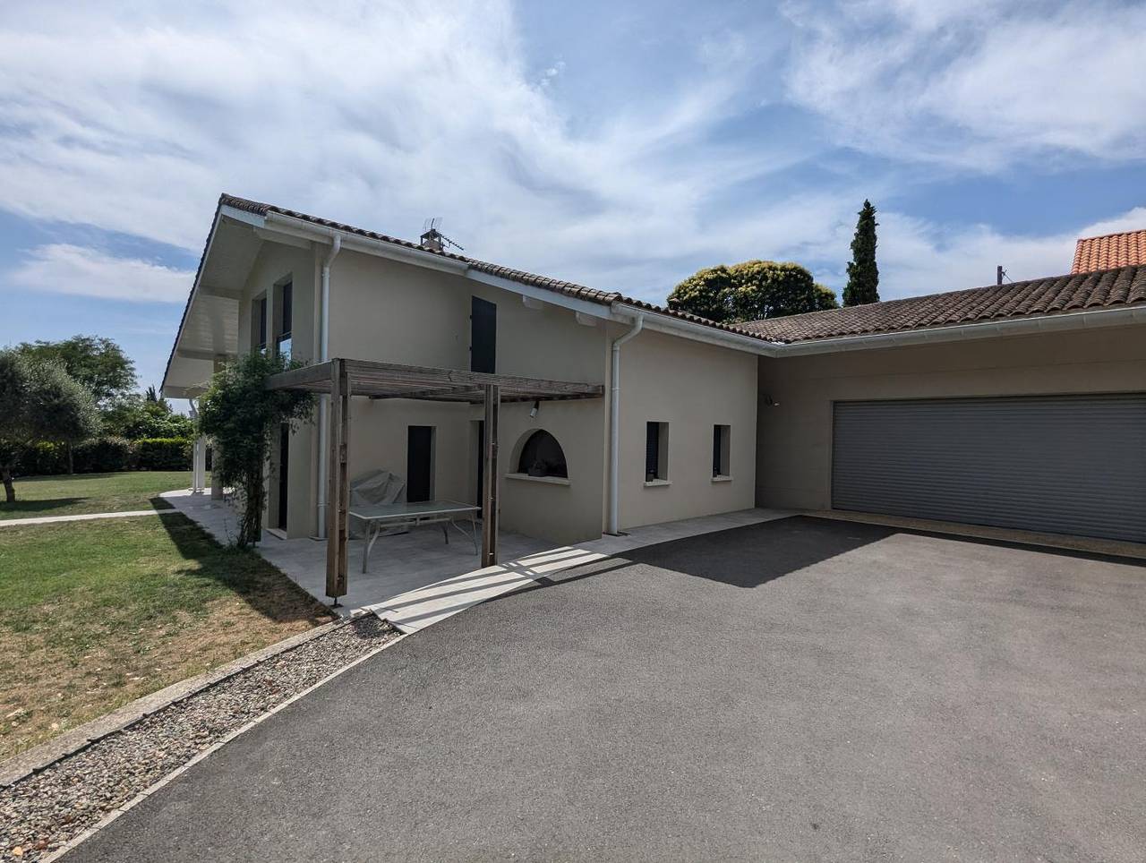 Maison Aristide in Soyaux, Charente