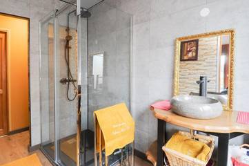 Gîte pour 4 personnes, avec jardin ainsi que sauna et vue à Gosnay