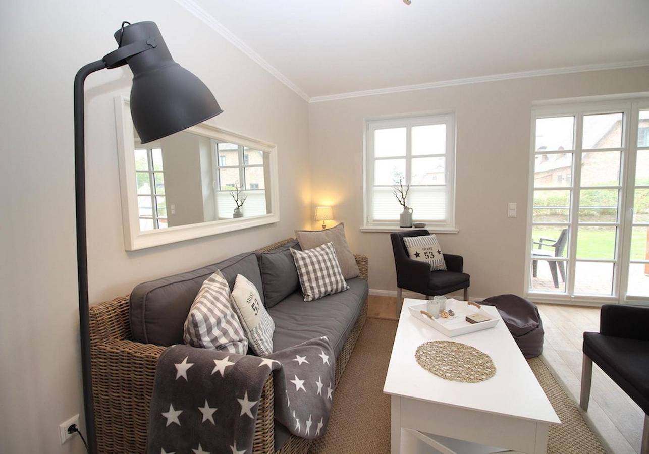 Ganze Ferienwohnung, Reetdachhaus Beachhouse 1 in Tating, Eiderstedt