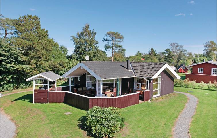 Ferienhaus für 6 Personen, mit Terrasse und Garten in Slagelse