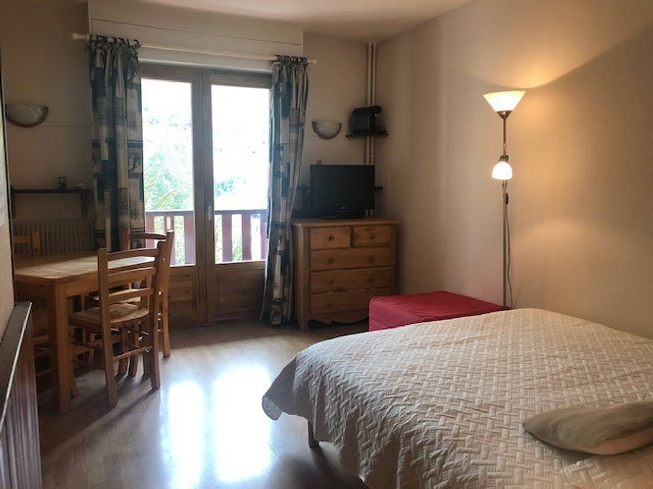 Ganzes Studio, Zentrales Studio mit Balkon, Parkplatz und Geschirrspüler in Brides-les-Bains, Les Trois Vallées