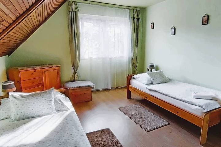 Ganze Wohnung, Charming 2-bedroom, family friendly cottage in Miskolc at the Bükk Mountains in Mischkolz, Borsod-Abaúj-Zemplén megye