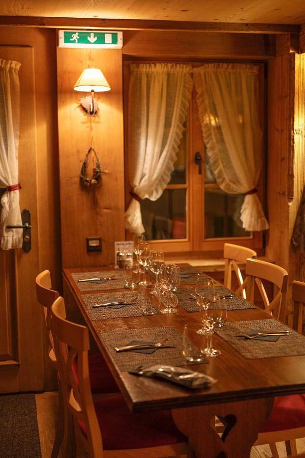 Hôtel pour 2 personnes, avec vue et terrasse, animaux acceptés à Rossinière - 4