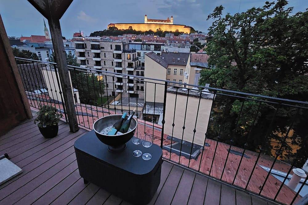 Ganze Wohnung, Studio 69 - 125m2, free parking, terrace, pets welcome in Bratislava, Bratislava und Umgebung