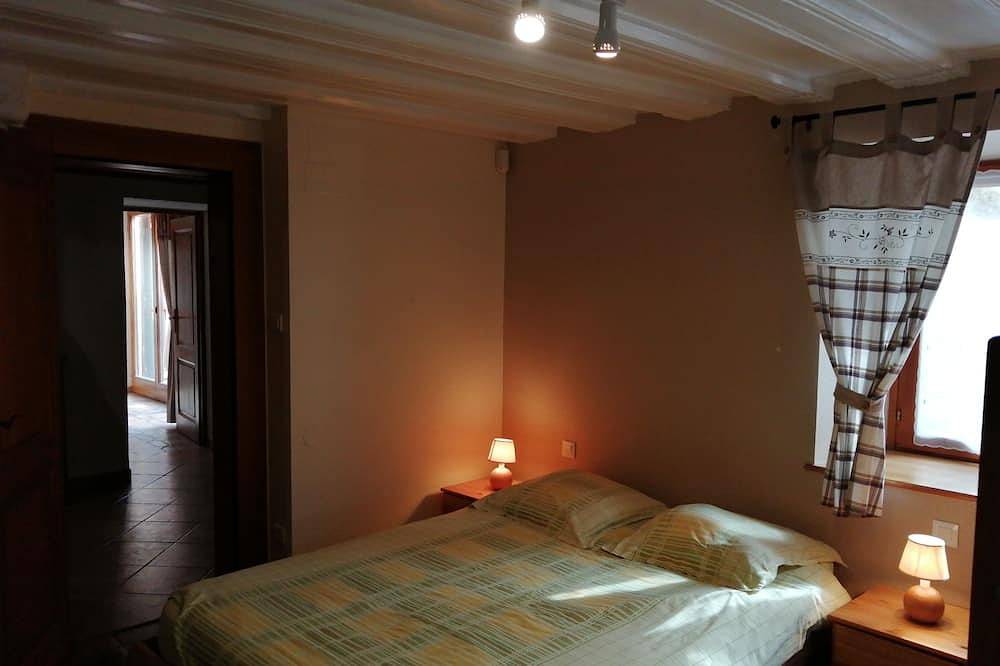 Entire apartment, Former farmhouse at the heart of nature in Breitenbach-Haut-Rhin, Parc naturel régional des Ballons des Vosges