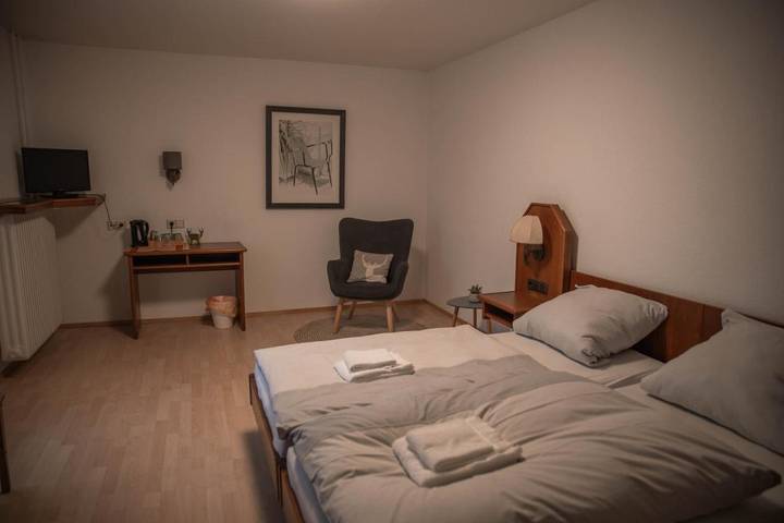 Gîte pour 3 personnes, avec jardin et balcon à Haßloch - 4