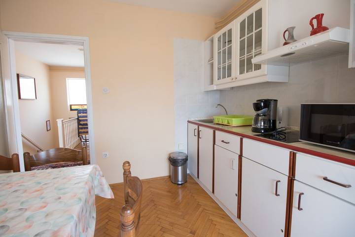 Ferienwohnung für 4 Personen, mit Terrasse in Selce - 4