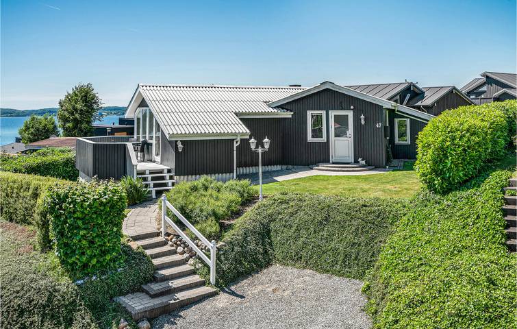 Ferienhaus für 6 Personen, mit Garten und Terrasse sowie Whirlpool - 1