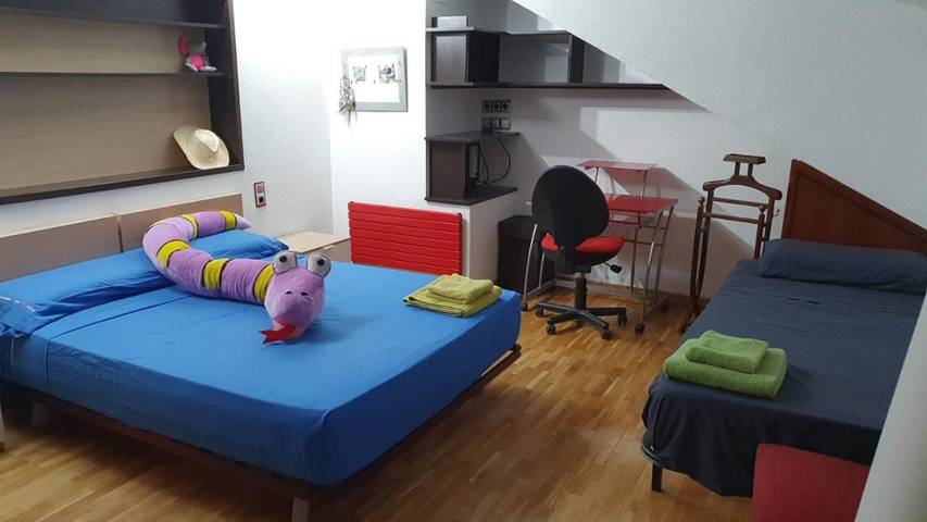 Casa de huéspuedes para 2 personas, con jardín además de piscina y vistas - 1