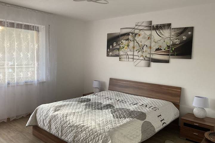 Ferienwohnung für 7 Personen, mit Balkon in Traunreut - 2