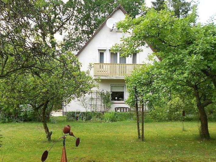 Ferienhaus für 6 Personen, mit Balkon und Garten in Suderburg